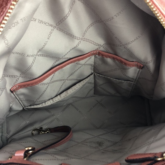 Michael Kors Rhea Medium Leather Designer Chic Fashionable Backpack MK - Picture 16 of 16